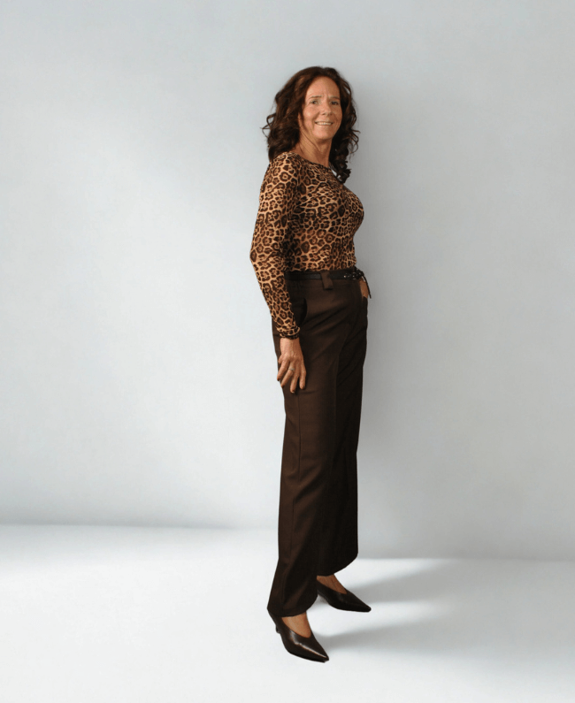 
                      
                        Modieuze animal print top dames, one size tot maat 40, comfortabele pasvorm voor elke gelegenheid.
                      
                    