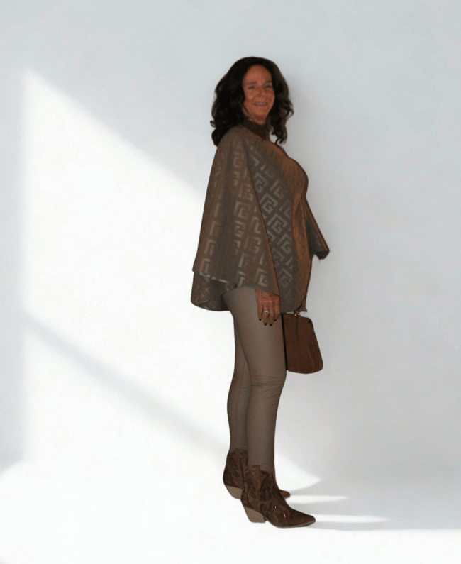 
                      
                        Omslag Gi - Poncho met Print Dames
                      
                    