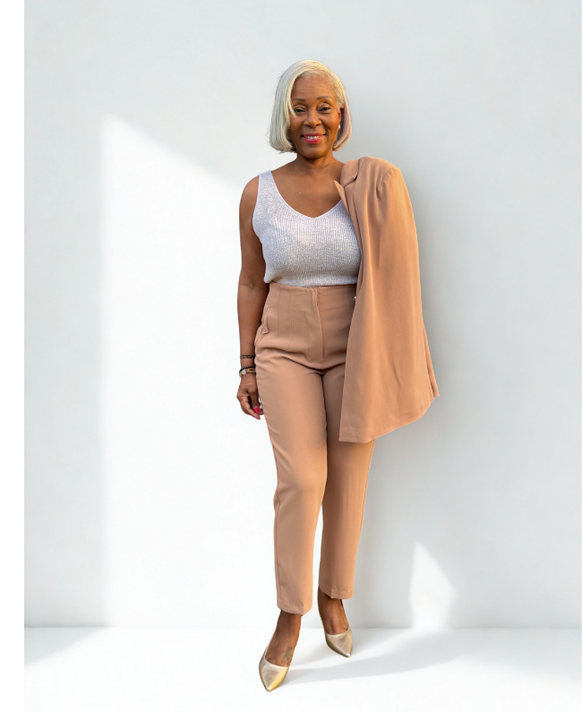 
                      
                        Cape Colbert - Dames Blazer Cape
                      
                    