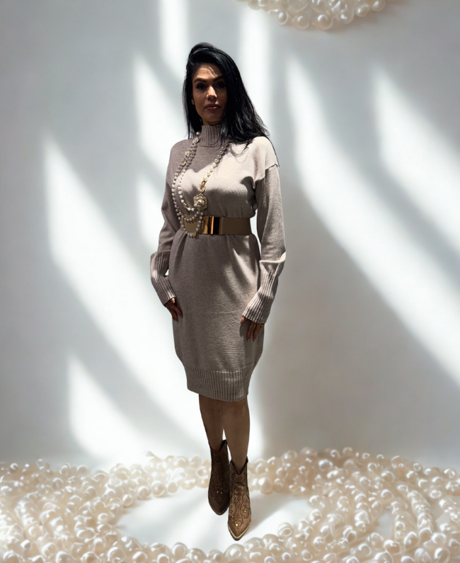 Vrouwelijke wollen jurk met tijdloze pasvorm en verfijnd design – Donna Colori