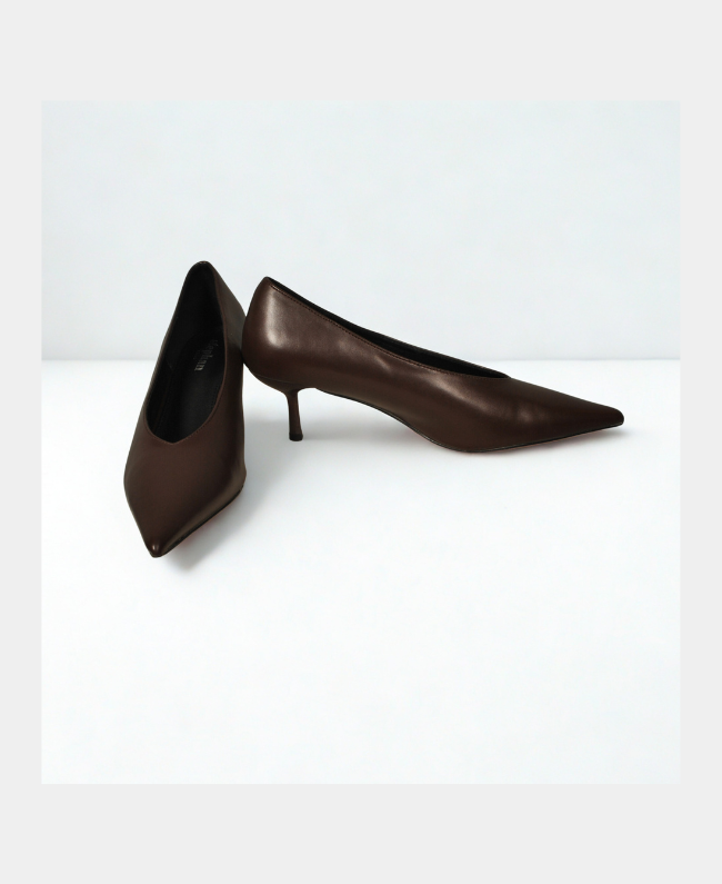 
                      
                        Donna Colori pumps – Pump Stefanie dames, tijdloos design met puntneus en hak
                      
                    