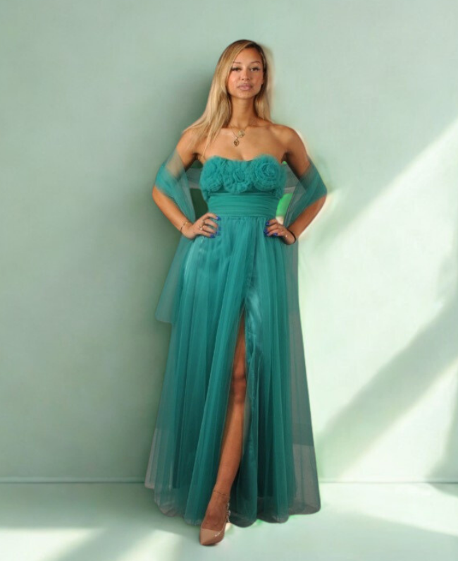 Vegas jurk dames – gedragen door Nola in Goede Tijden, Slechte Tijden, verkrijgbaar bij Donna Colori Rotterdam.