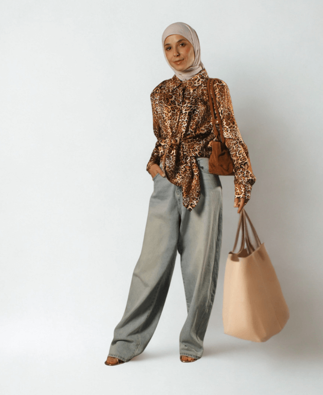 Blouse met panterprint voor dames, detail - Donna Colori