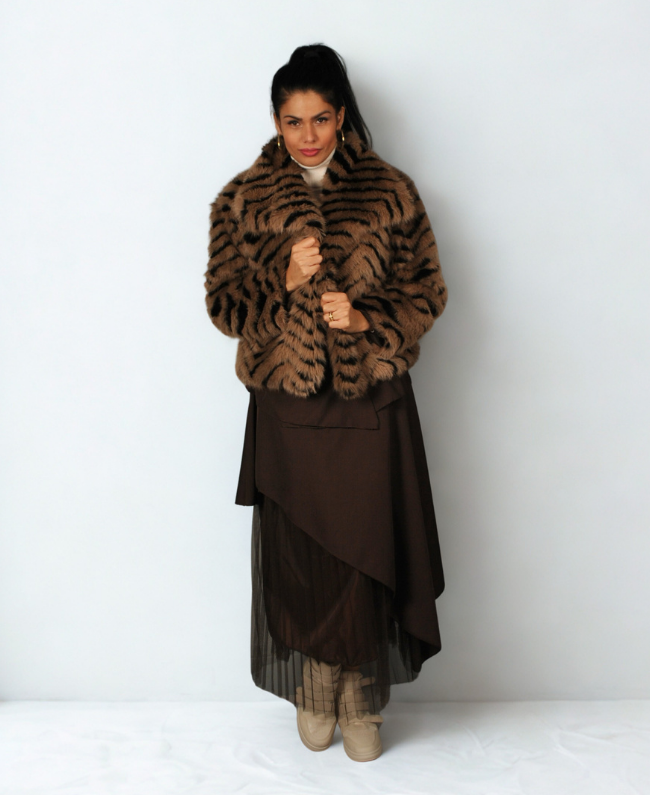 Madonna winterjas - detail luxe stof en pasvorm
