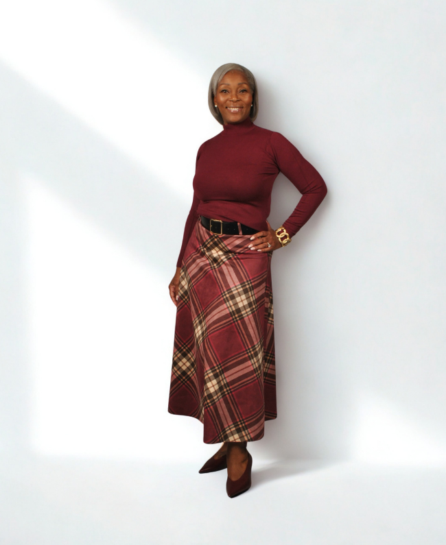 
                      
                        Damesrok lang model – fluweel met ruitpatroon voor tijdloze elegante look
                      
                    