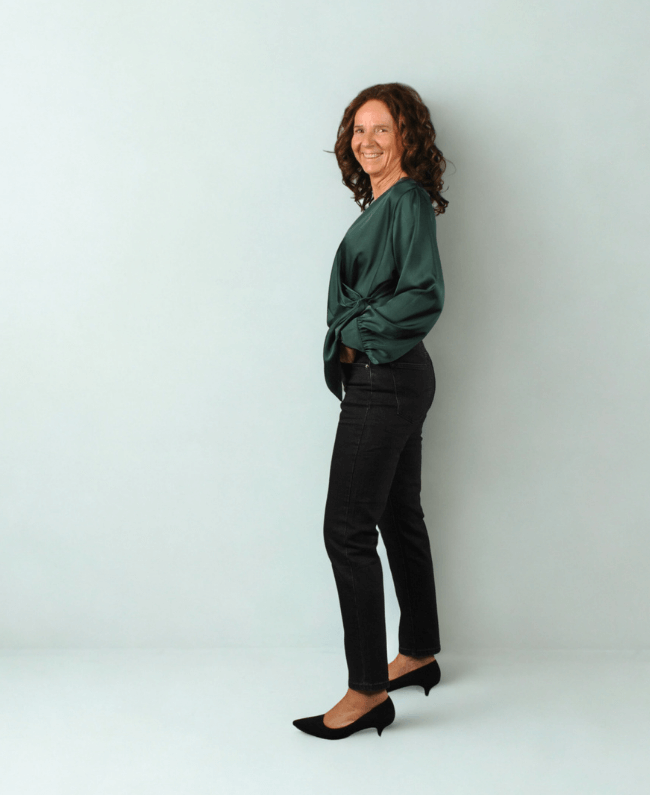 
                      
                        Dames blouse met overslagmodel, one size, luchtig en flatterend voor elke gelegenheid.
                      
                    