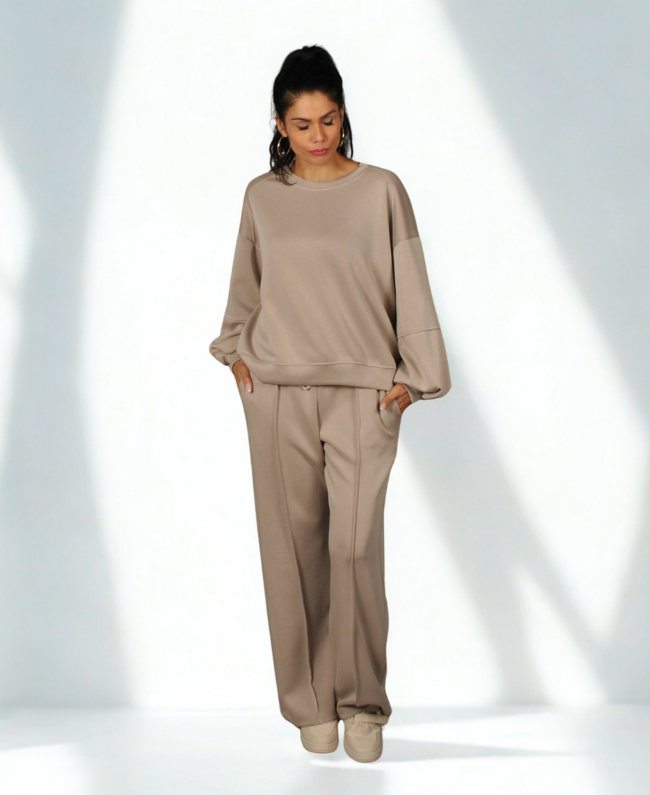 
                      
                        Azara comfortabele loungewear set - alternatieve weergave

                      
                    