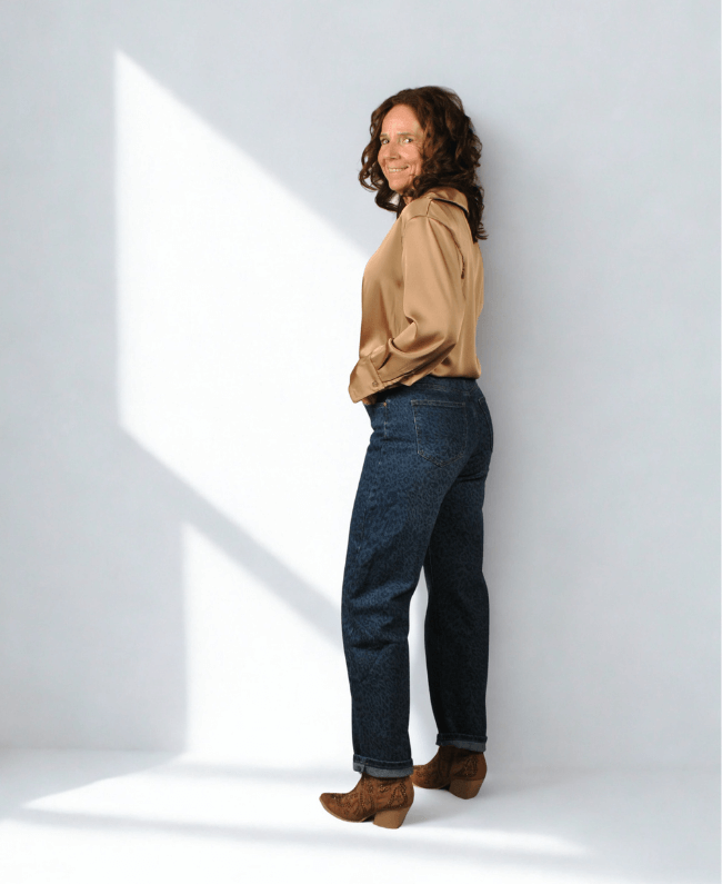 Modieuze ballonjeans met chique luipaardprint – opvallende broek voor dames met stijl.