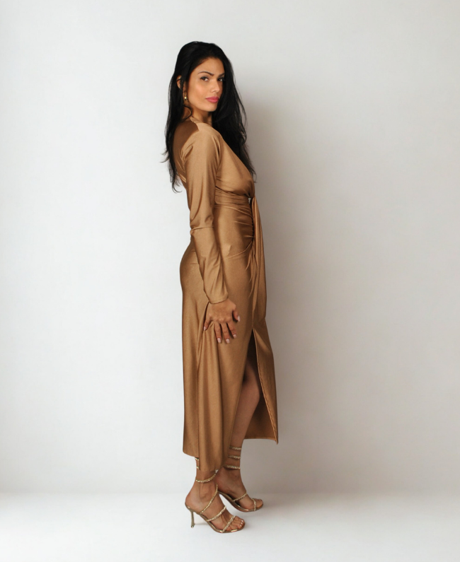 
                      
                        Aansluitende avondjurk met elegante smok afwerking, vrouwelijke feestjurk, alleen in de winkel te passen
                      
                    