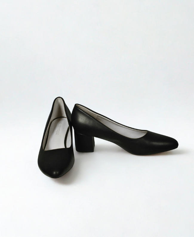 
                      
                        Donna Colori pumps – elegante ronde neus met comfortabele blokhak
                      
                    