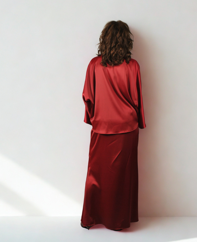 
                      
                        Set Eva - Lange Rok met Top Dames
                      
                    