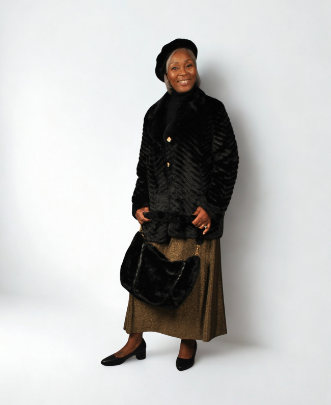 
                      
                        Trendy damesjas – kort model fluffy voor iedere gelegenheid
                      
                    