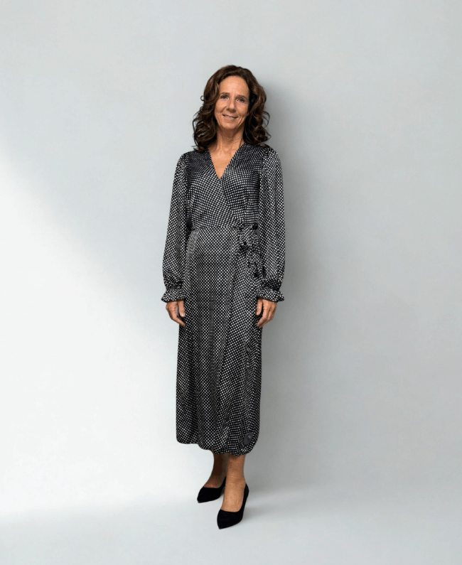 Trendy damesjurk met polkadot print